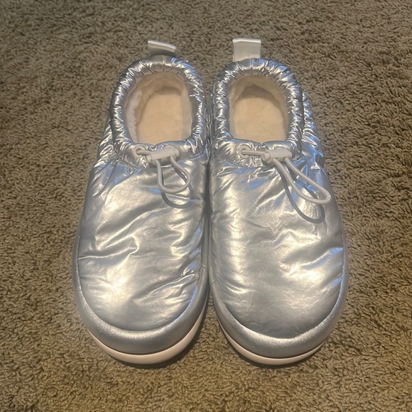 UGG Shoes - New without box Ugg maxi clog size 8 silver